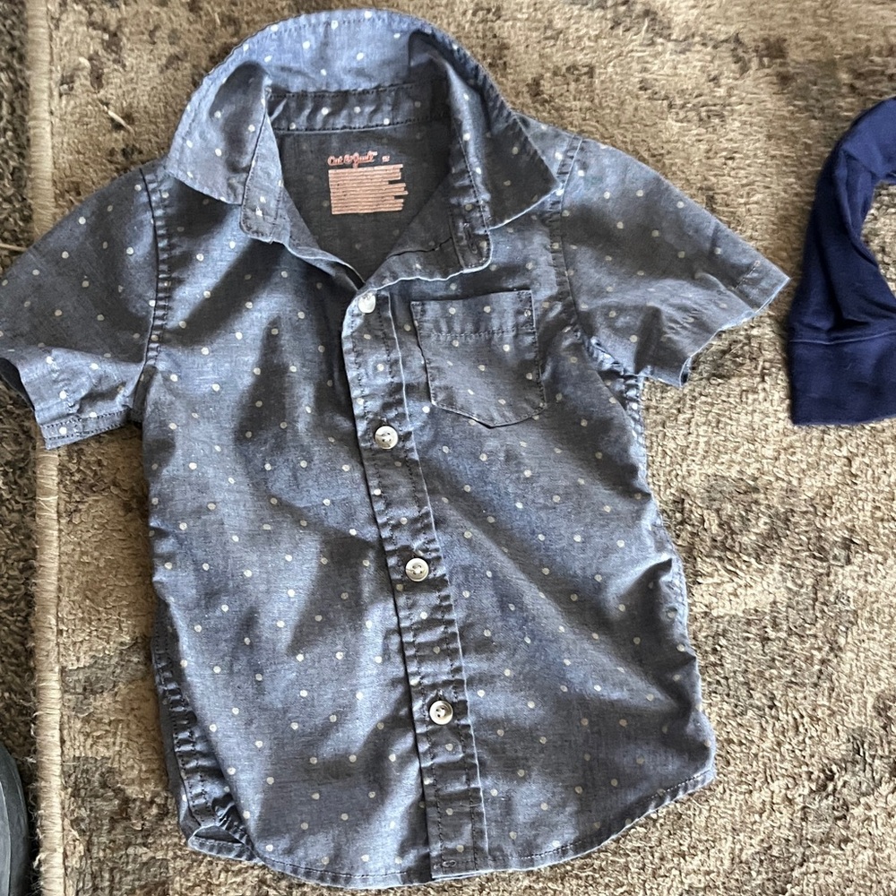 Cat & Jack Gray Polka Dot Button Down Shirt